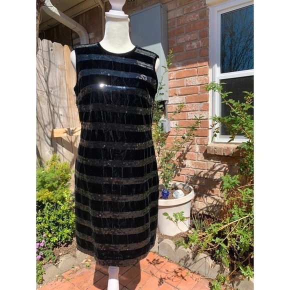 Laundry by Shelli Segal Black Sequin Striped Dress - Picture 2 of 11